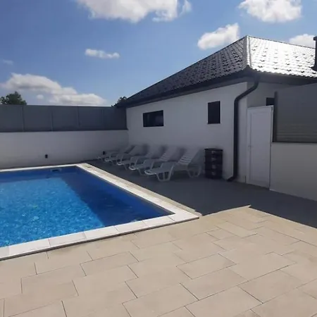 Rawda Halal Pool וילה